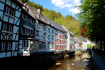 Wanderziel Fachwerkidylle Monschau in der Eifel